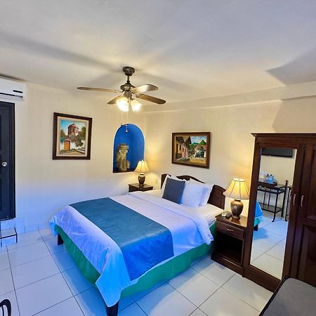 Hotel Camino Maya Copan Ruinas Exterior photo
